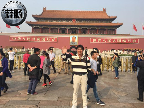 童年回憶——《恐龍?zhí)丶笨巳枴房速悂肀本?并在微博曬照片 1.jpg