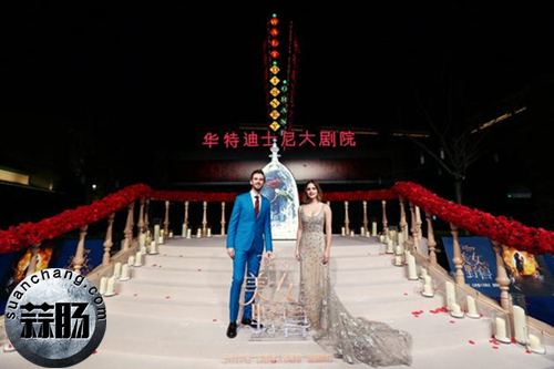《美女與野獸》上海首映 大表哥飆中文與粉絲親密互動