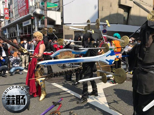 這個金閃閃厲害了！大阪COS祭驚現王財版吉爾伽美什