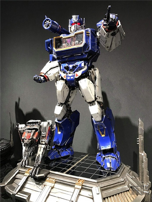 Prime 1 Studio公開《大黃蜂》電影版聲波涂裝雕像實體圖