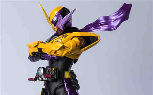 萬代推出SHF《假面騎士BUILD》假面騎士BUILD忍忍漫畫形態