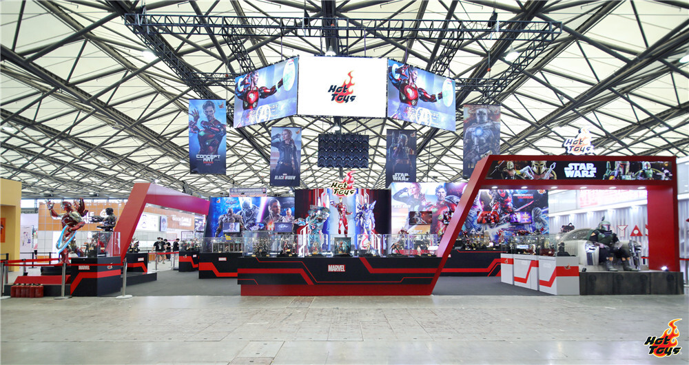 HOT TOYS珍 *** 偶大型展覽 ChinaJoy全球首次震撼展出 鋼鐵俠(創(chuàng)戰(zhàn)光速橙)1:1比例原大雕像
