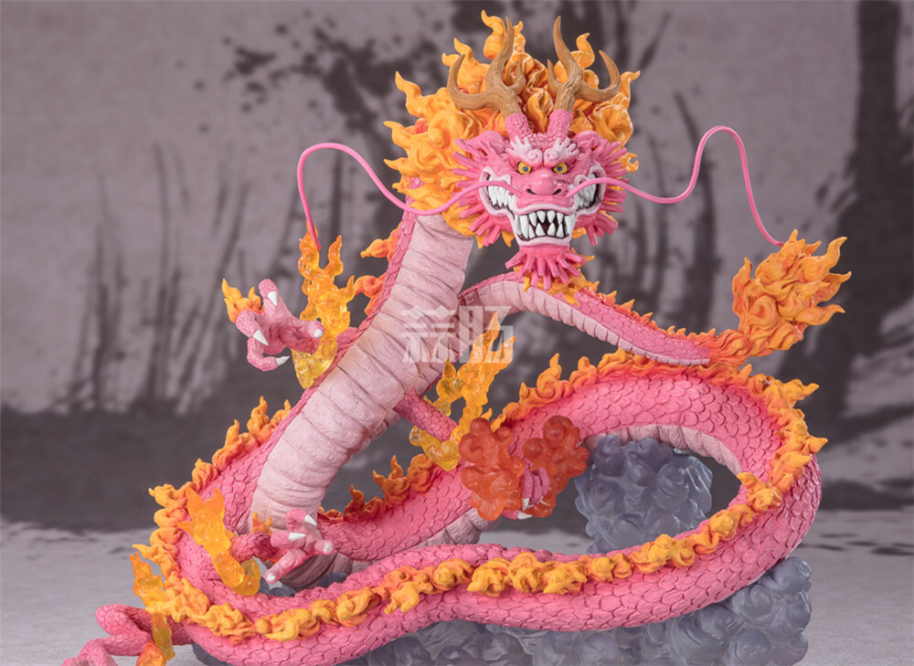 萬代推出FiguartsZERO【超激戰】《海賊王》光月桃之助-雙龍圖-手辦