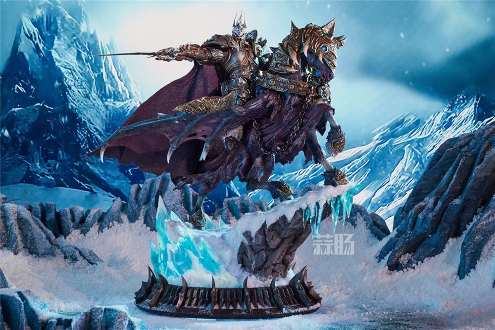 HEX Collectibles推出《魔獸世界》巫妖王與無敵 雕像